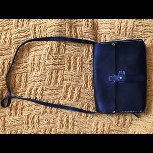 J7 EUC Madewell black leather crossbody purse  👜